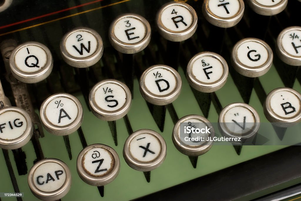 Antiche chiavi di macchina da scrivere - Foto stock royalty-free di Affari