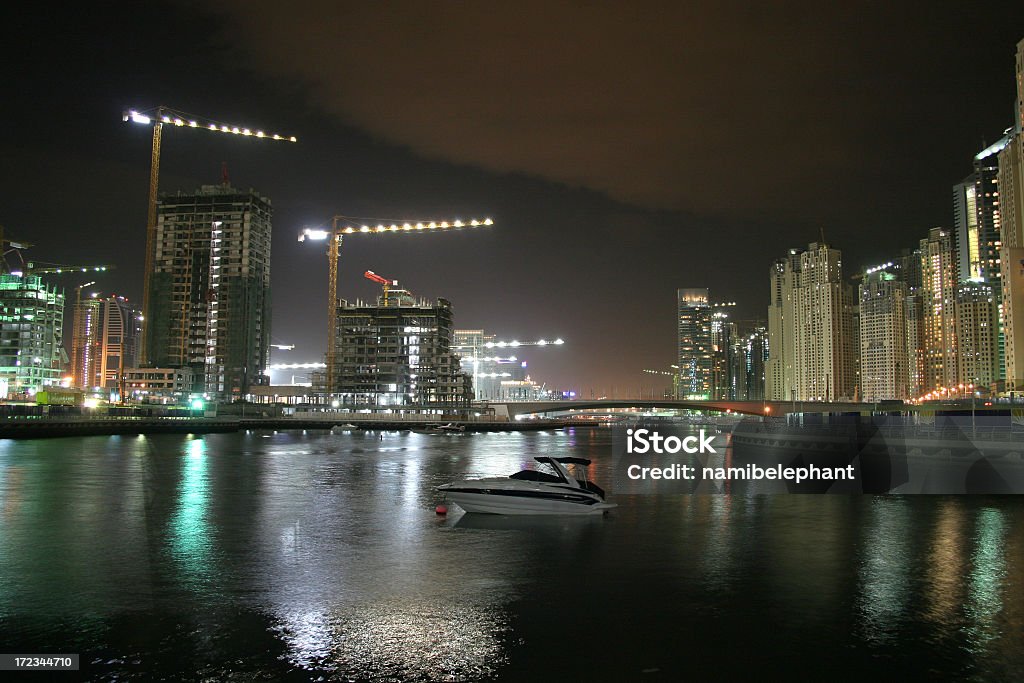 Dubai à noite - Foto de stock de Alto - Descrição Geral royalty-free