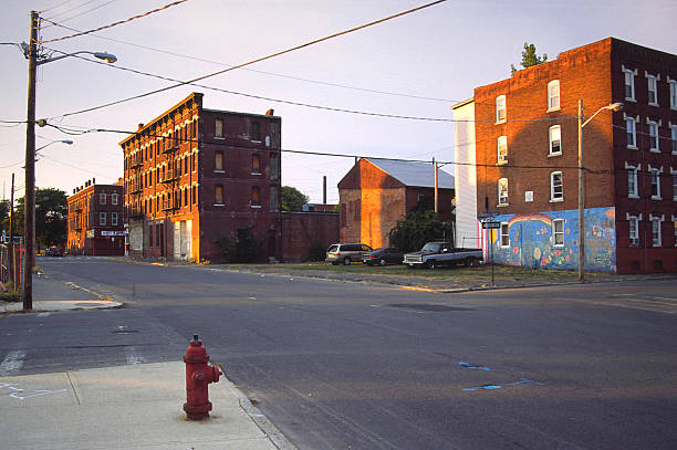 istock Neighborhood 172346999