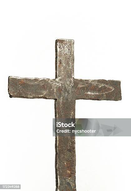 Foto de Cruz De Ferro Isolada No Branco e mais fotos de stock de Amor - Amor, Aço, Batista