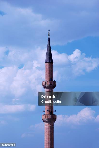 Cielo Blu E Minareto - Fotografie stock e altre immagini di A mezz'aria - A mezz'aria, Ambientazione esterna, Architettura