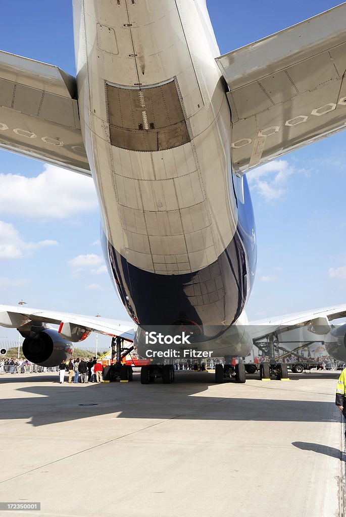 Unter dem Flugzeug - Lizenzfrei Aluminium Stock-Foto