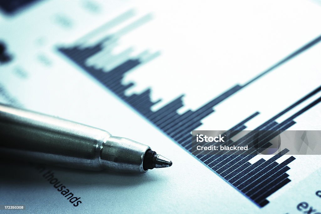 재무 차트별 - 로열티 프리 0명 스톡 사진