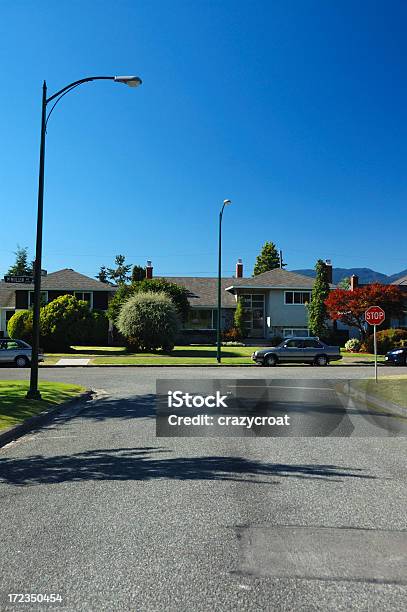 Suburban Straße In Vancouver Bc Stockfoto und mehr Bilder von Ausverkauf - Ausverkauf, Baugewerbe, Britisch-Kolumbien