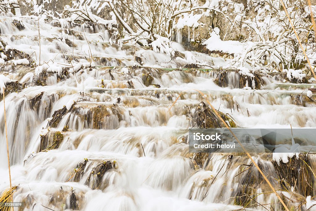 Dos Lagos de Plitvice no inverno - Foto de stock de Beleza natural - Natureza royalty-free