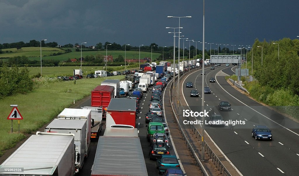 Traffic Jam, vehemente día, M5 - Foto de stock de Tráfico libre de derechos