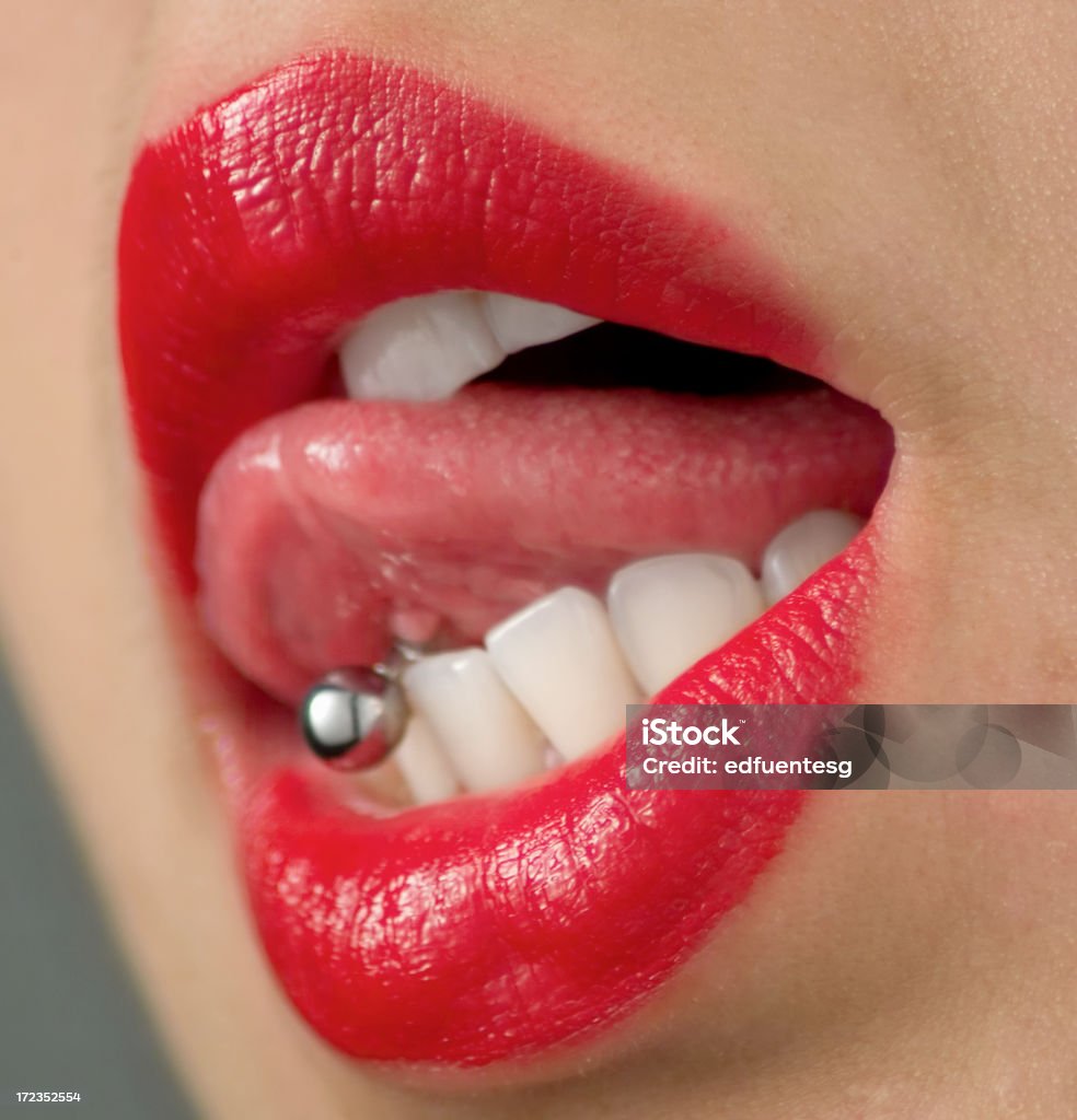 piercing al Sexy - Foto stock royalty-free di Bocca umana