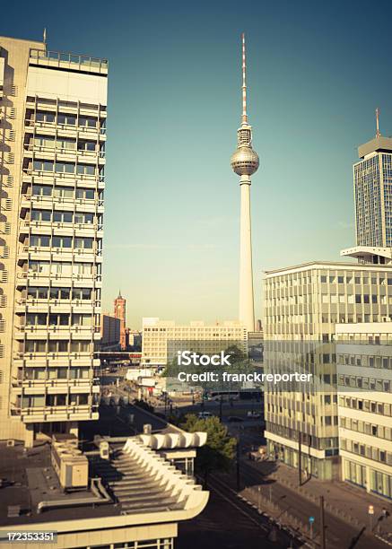 Torre Della Televisione Di Berlino In Alexander Platzgermania - Fotografie stock e altre immagini di A forma di blocco