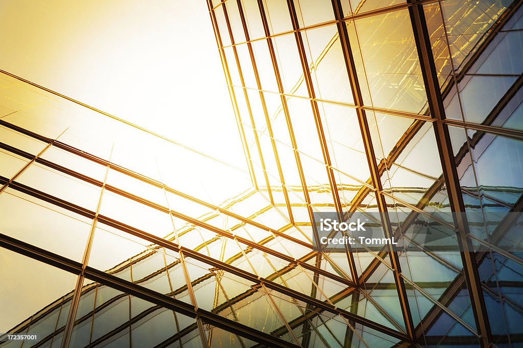 Sonne spiegelt sich in modernen Architektur - Lizenzfrei Am Rand Stock-Foto