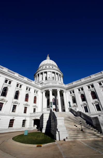 ウィスコンシン州議事堂 - wisconsin state capitol ストックフォトと画像