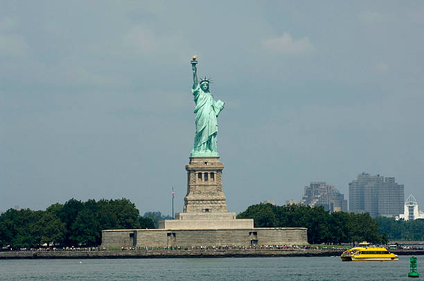istock Statue of Liberty 172359731