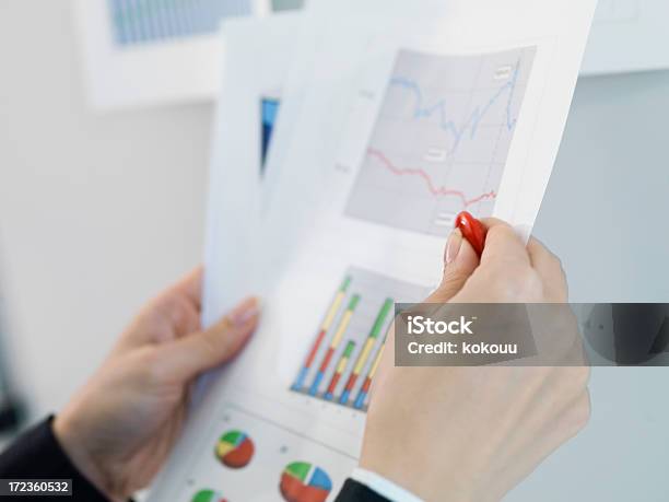 Gráfico Colorido Fornecer Informações Suficientes Para Negócios - Fotografias de stock e mais imagens de Antecipação