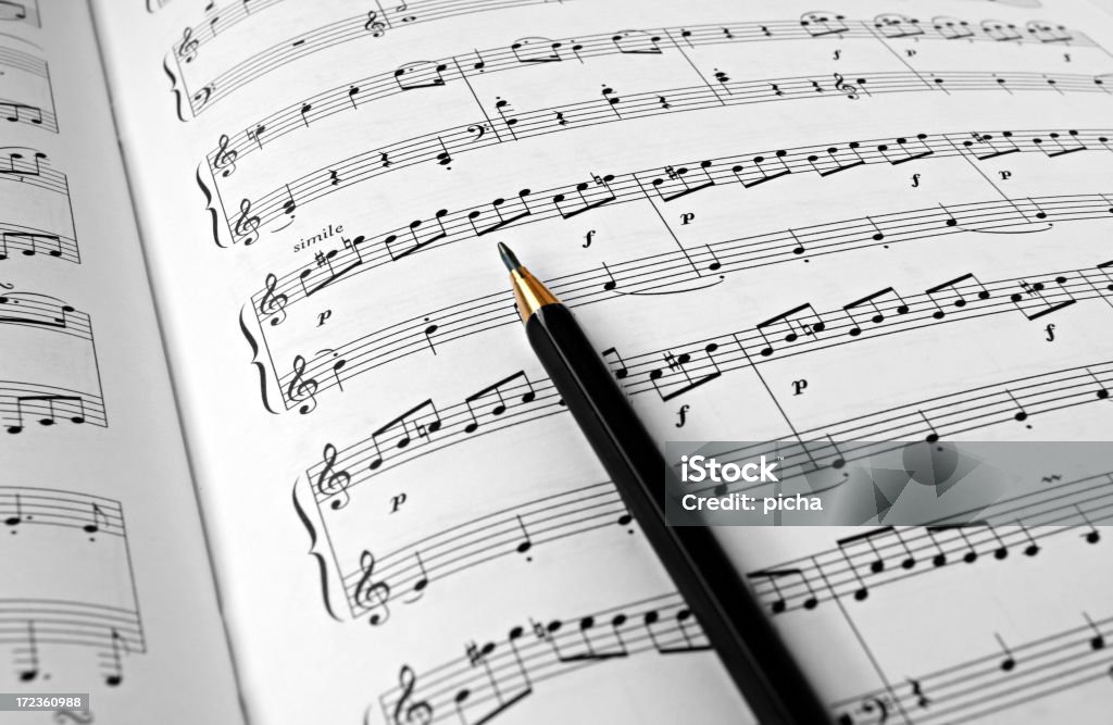 Nota musicale e matita - Foto stock royalty-free di Arte, Cultura e Spettacolo