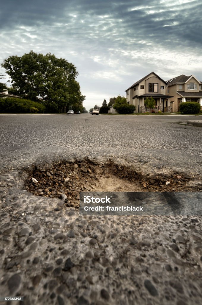 De mansões Pothole - Royalty-free Buraco de Estrada Foto de stock