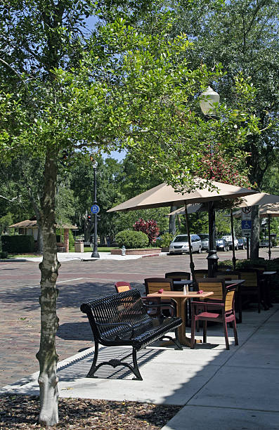 Small Town America Sunny Sunday morning in Winter Park Florida winter park florida stock pictures, royalty-free photos & images