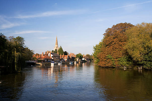 abingdon vista del támesis - oxfordshire fotografías e imágenes de stock