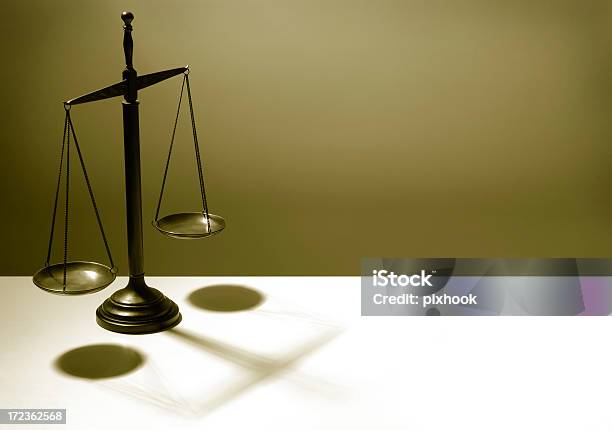 うろこの正義 - 正義の天秤のストックフォトや画像を多数ご用意 - 正義の天秤, バランス, 人権