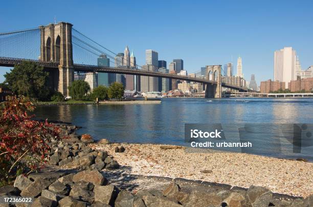 Brooklyn Bridge Stockfoto und mehr Bilder von Außenaufnahme von Gebäuden - Außenaufnahme von Gebäuden, Bauwerk, Blau