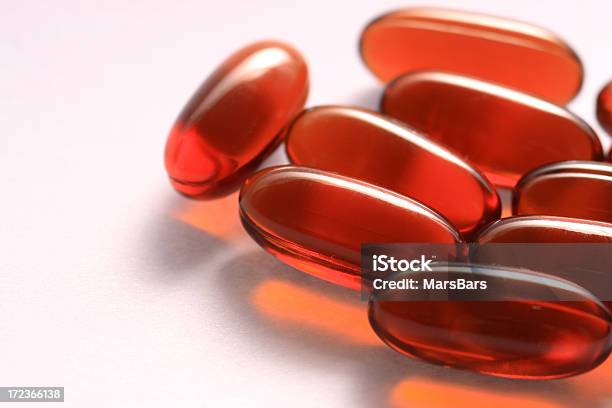 Le Capsule Di Gelatina Lecithin - Fotografie stock e altre immagini di Antirughe - Antirughe, Integratore vitaminico, Alimentazione sana