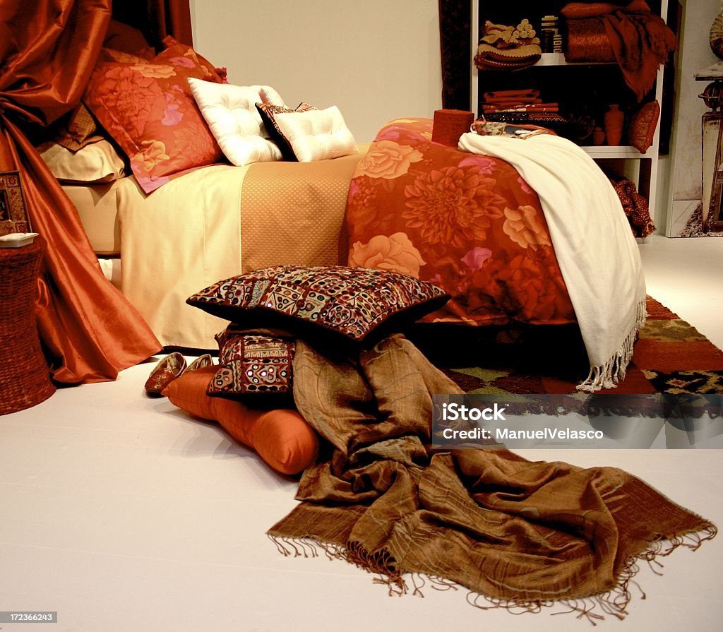 Esotica camera da letto - Foto stock royalty-free di Ambientazione interna