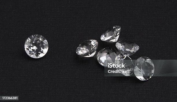 Foto de Diamantes e mais fotos de stock de Brilhante - Luminosidade - Brilhante - Luminosidade, Diamante - Pedra preciosa, Fotografia - Imagem