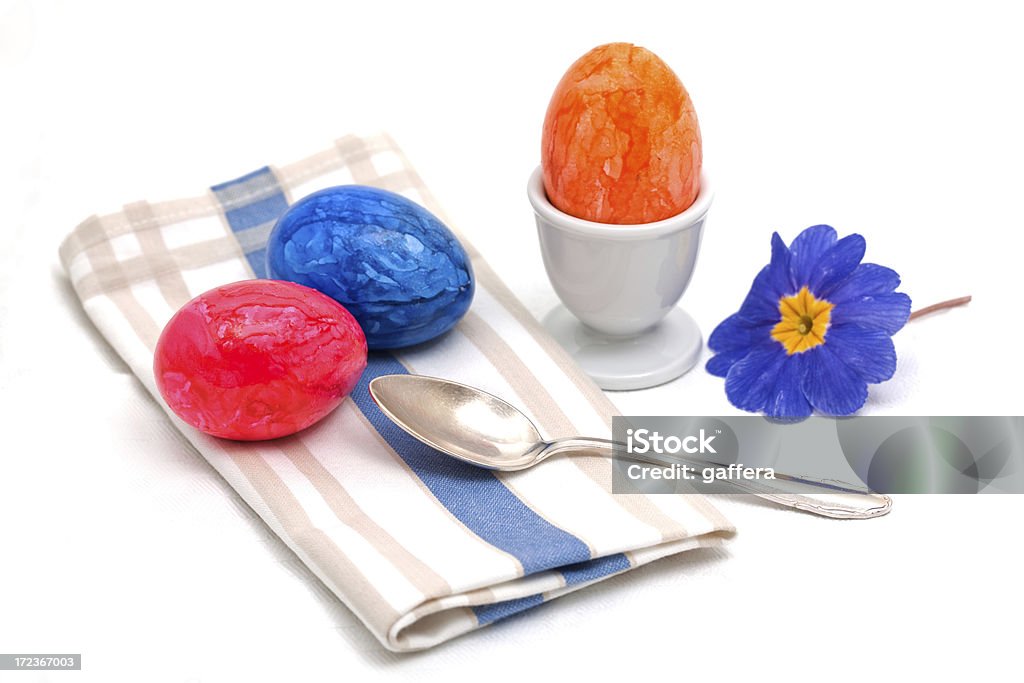 Coloridos huevos de Pascua - Foto de stock de Alimento libre de derechos