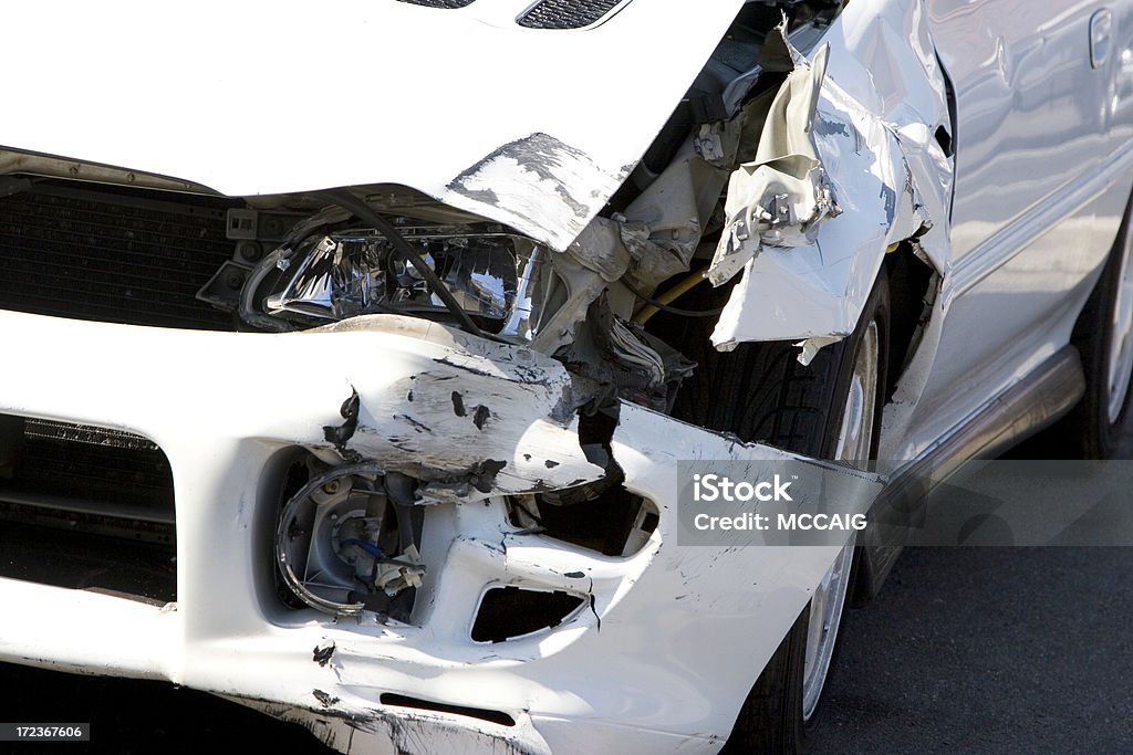 自動車事故 - 自動車のロイヤリティフリーストックフォト