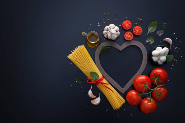 istock Spaghetti italian food ingredient 1723679574