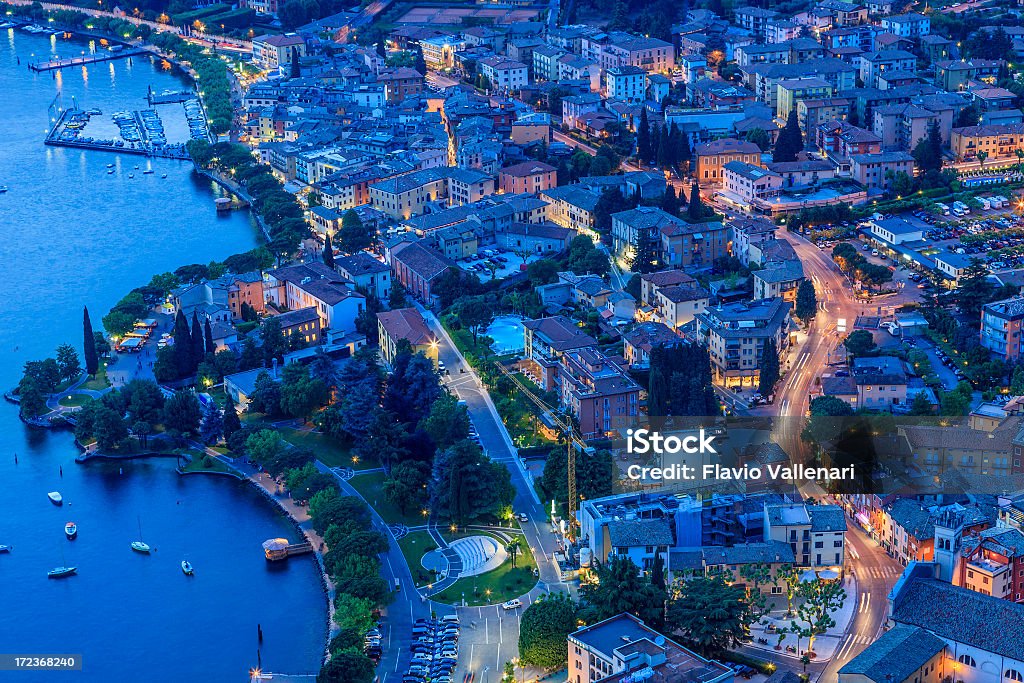 Garda desde arriba, Italia - Foto de stock de Lago de Garda libre de derechos