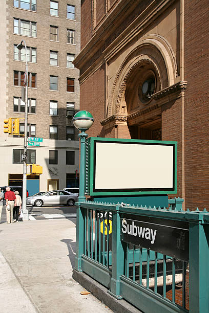 entrada do metrô na esquina da 57th street - architecture travel destinations vertical outdoors - fotografias e filmes do acervo