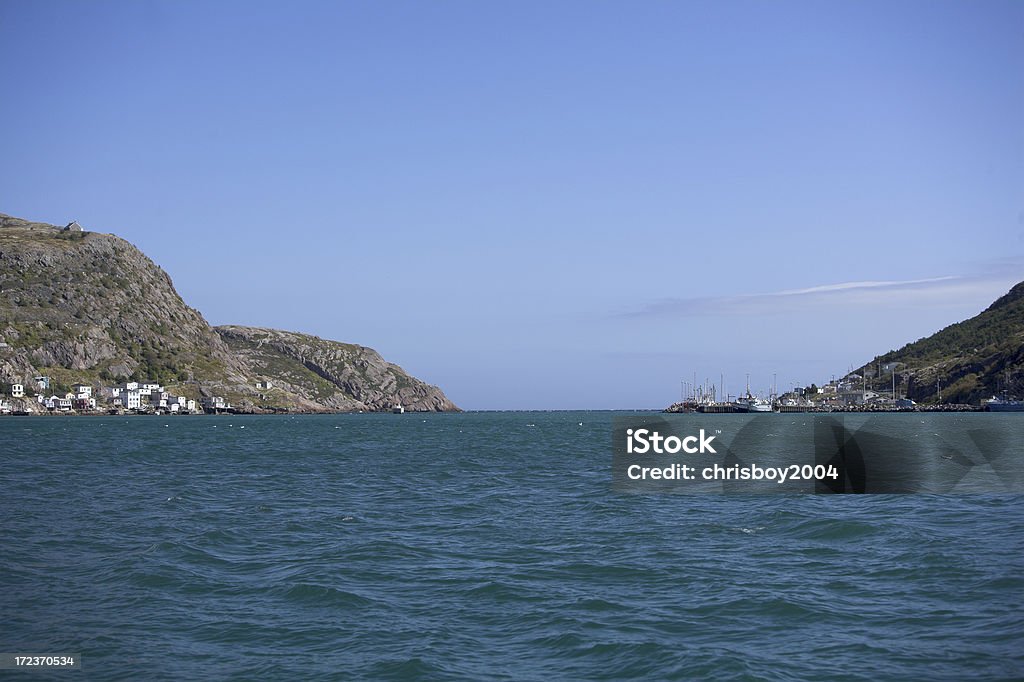 Gli stretti - Foto stock royalty-free di Acqua