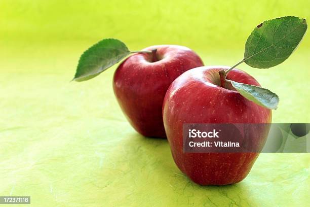 赤いリンゴ - オーガニックのストックフォトや画像を多数ご用意 - オーガニック, スイーツ, ヘルスケアと医療