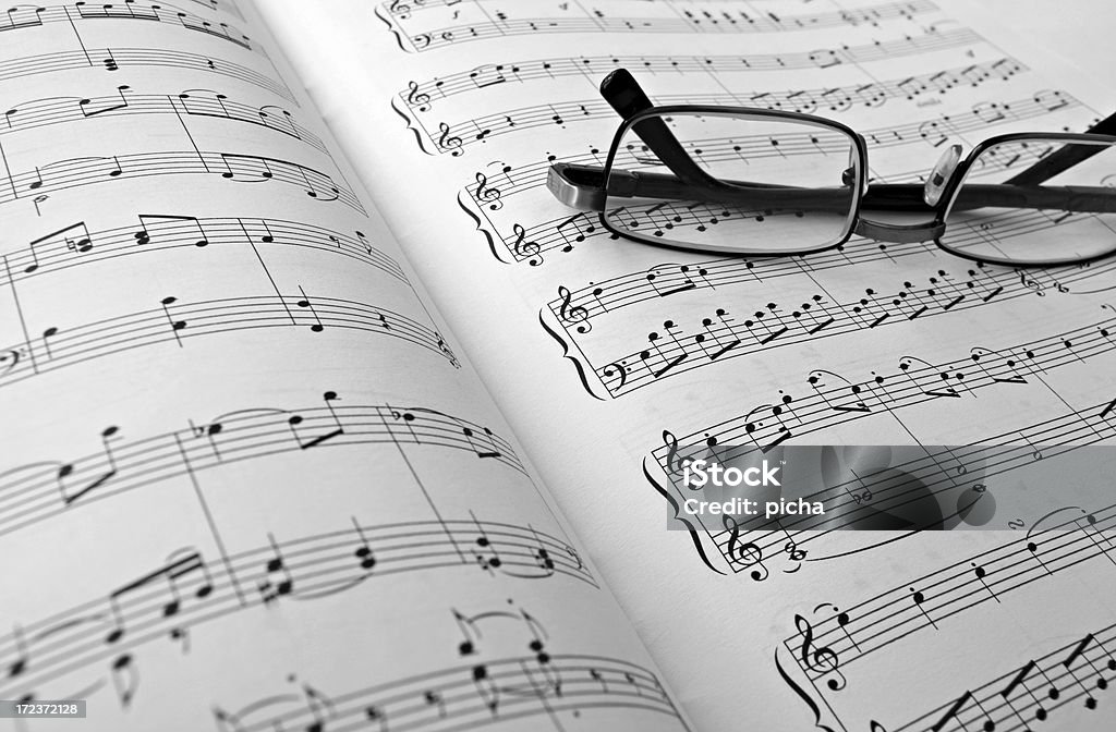 Nota musical e óculos - Royalty-free Aberto Foto de stock