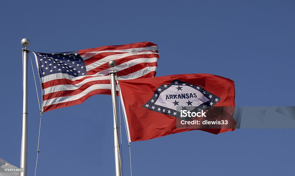 Flagi USA i Stan Arkansas - Zbiór zdjęć royalty-free (Flaga stanowa Arkansas)