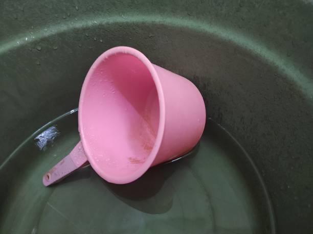 istock Dipper water in the bathtub 1723727253
