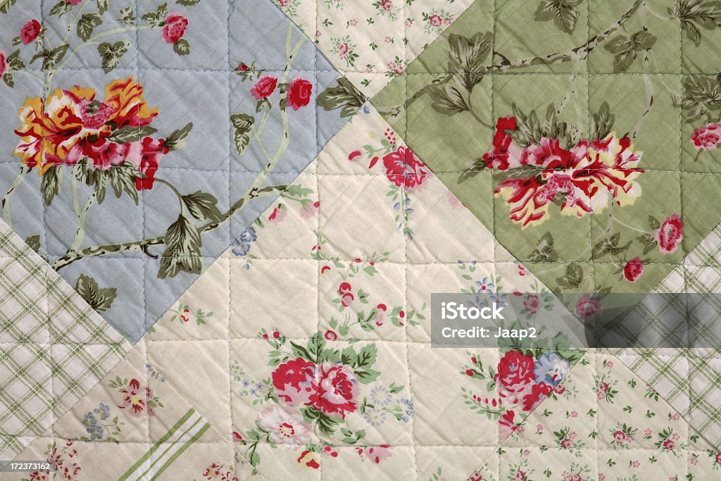 Detalhe de Remendos Cobertor decorado com flores pastel, Vista de Cima - Royalty-free Amarelo Foto de stock