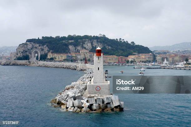 Phare Kierunku - zdjęcia stockowe i więcej obrazów Nicea - Nicea, Port, Latarnia morska