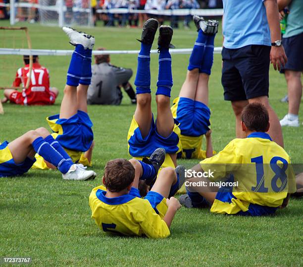 Riscaldati Prima Del Match - Fotografie stock e altre immagini di Abbigliamento sportivo - Abbigliamento sportivo, Adulto, Allenamento