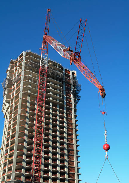 istock Building high to the sky 172375345