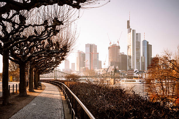 istock Early springtime at the river - Skyline of Frankfurt 172375574
