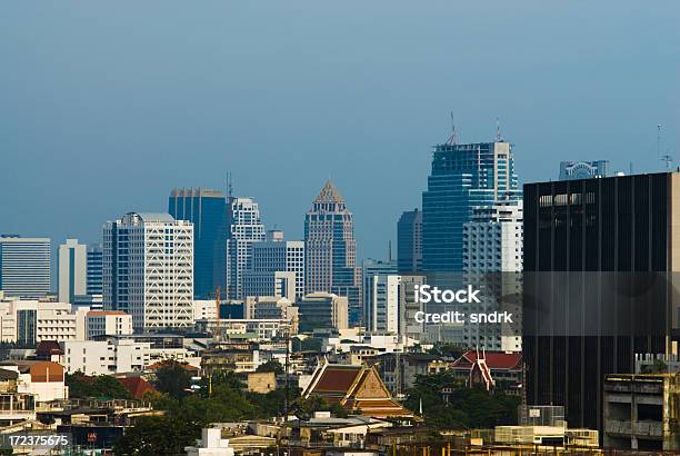 バンコクには高層ビル 3 - Horizonのストックフォトや画像を多数ご用意 - Horizon, アジア大陸, オフィスビル