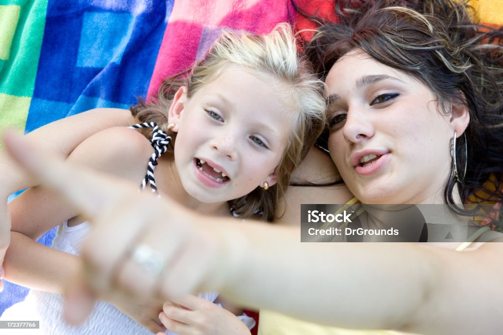Las madres cuento - Foto de stock de Actividades recreativas libre de derechos