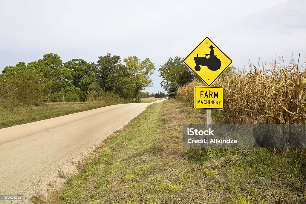 Maquinaria agrícola señal - Foto de stock de Granja libre de derechos