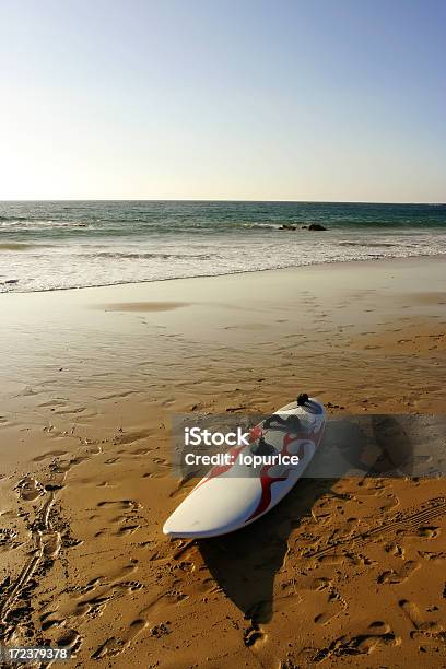 Surf - Fotografias de stock e mais imagens de Abandonado - Abandonado, Areia, Ausência