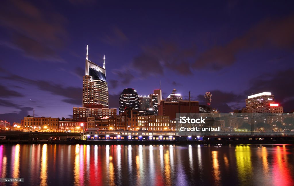 A la vista de los edificios de Nashville - Foto de stock de Nashville libre de derechos