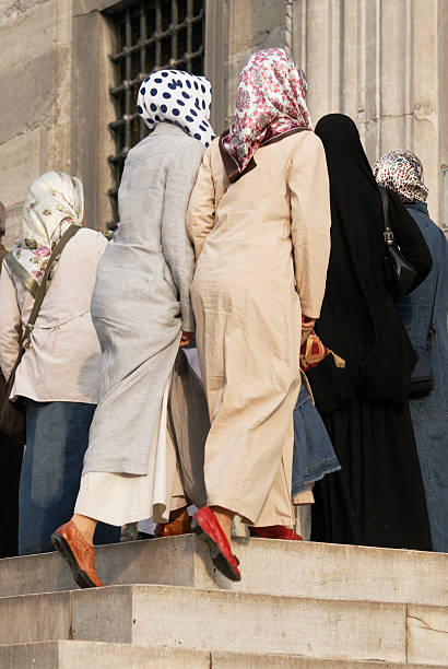 istock Muslim Women at Mosque 172381384