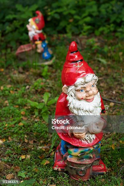 ガーデン Gnomes - あごヒゲのストックフォトや画像を多数ご用意 - あごヒゲ, おとぎ話, コケ