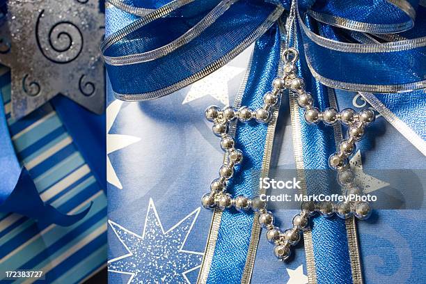 거수 망대 선물 공휴일에 대한 스톡 사진 및 기타 이미지 - 공휴일, 나비매듭, 다윗의 별
