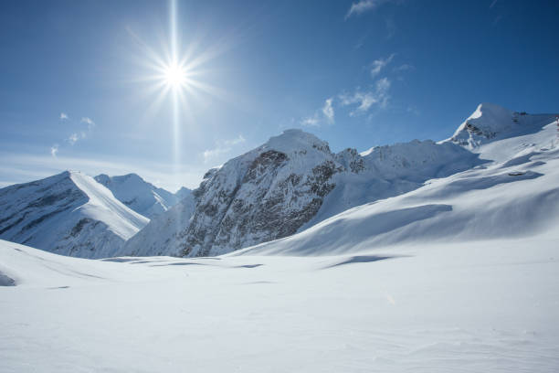 istock TitelSkiing paradise in the austrian alps 1723869143