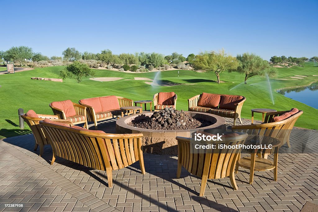 Patio extérieur et un mobilier - Photo de Golf libre de droits